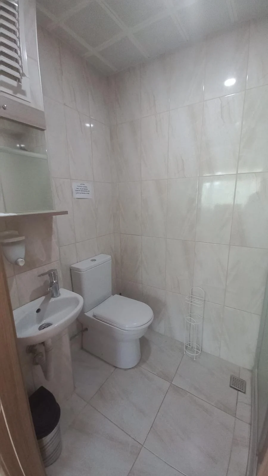 Odalara ait ikinci banyo görünümü